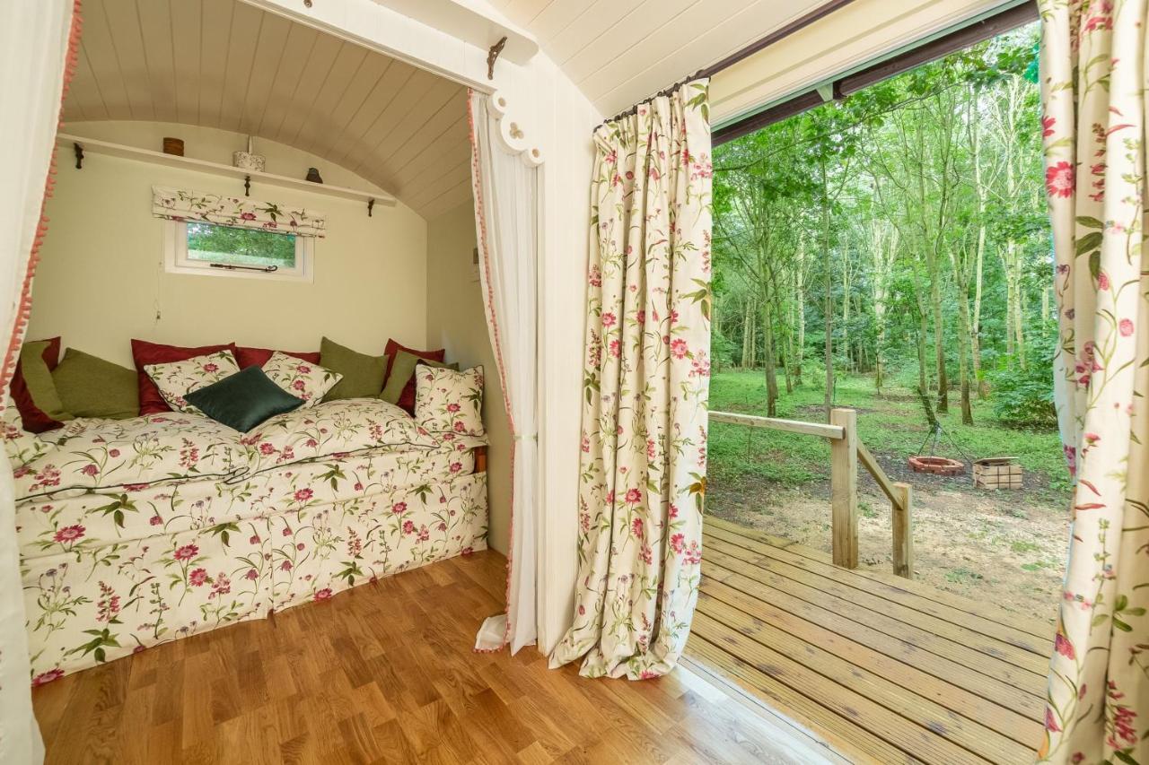 Willa Woodland Retreat Shepherds Hut Brundish Zewnętrze zdjęcie